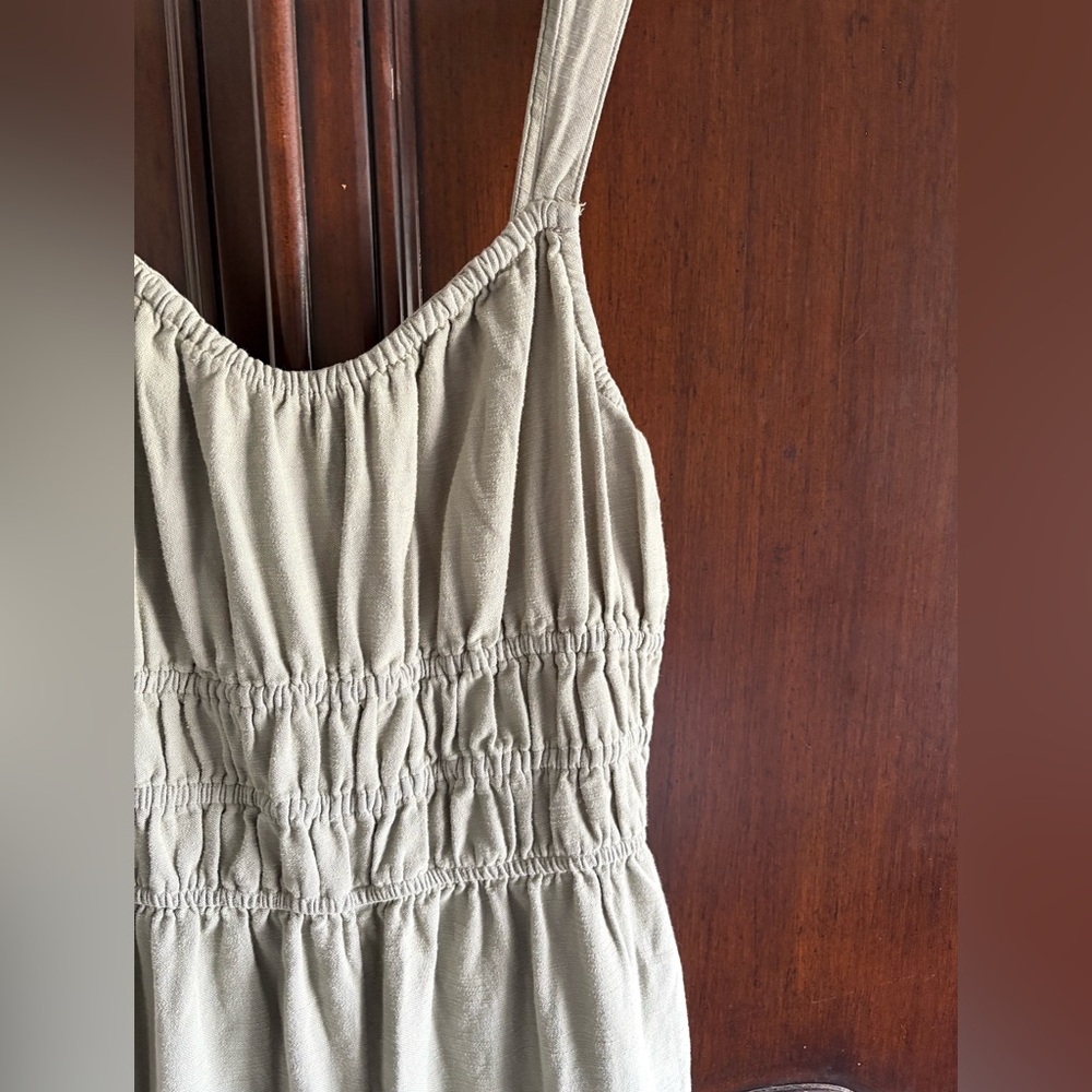 American Eagle Smocked Cinched-Waist Green Jumpsuit size Medium Tall - Picture 4 of 9
